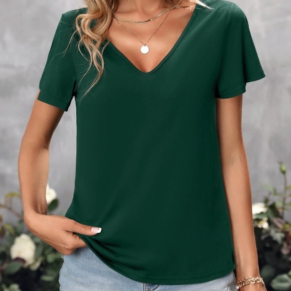 011 Solid Criss Cross Butterfly Sleeve Top - Picture 7 of 11